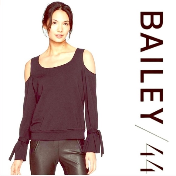 Bailey 44 Cold Shoulder Tie-cuffs Sweatshirt - Picture 4 of 9